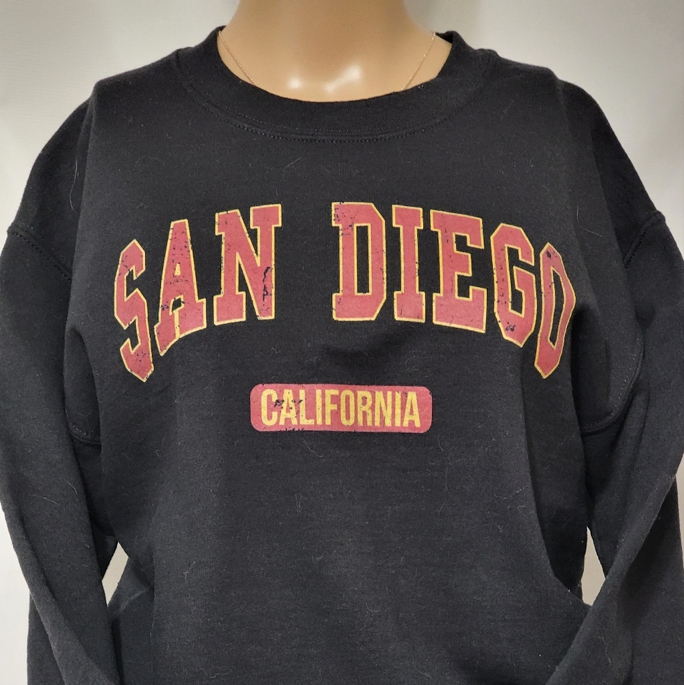 Prelove Glidan black "San Diego " sweat shirt. Size small.